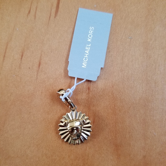 NWT Chill Lion MK Charm - Picture 1 of 3
